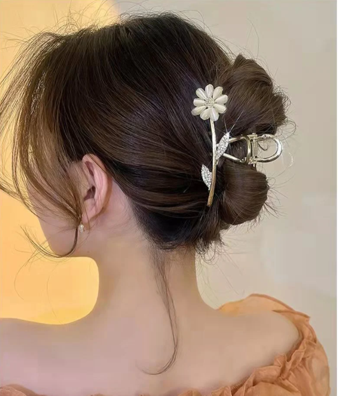 Gold Flower Hair Clip