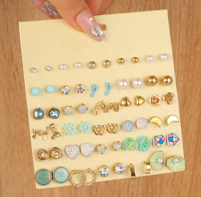 Assorted Ear Studs Set - 30 Pairs/Set