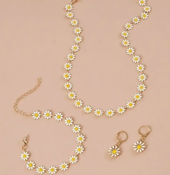 4pcs Fresh Daisy Jewelry Set for Women - Includes Adjustable Necklace, Bracelet & Earrings in Golden-Tone