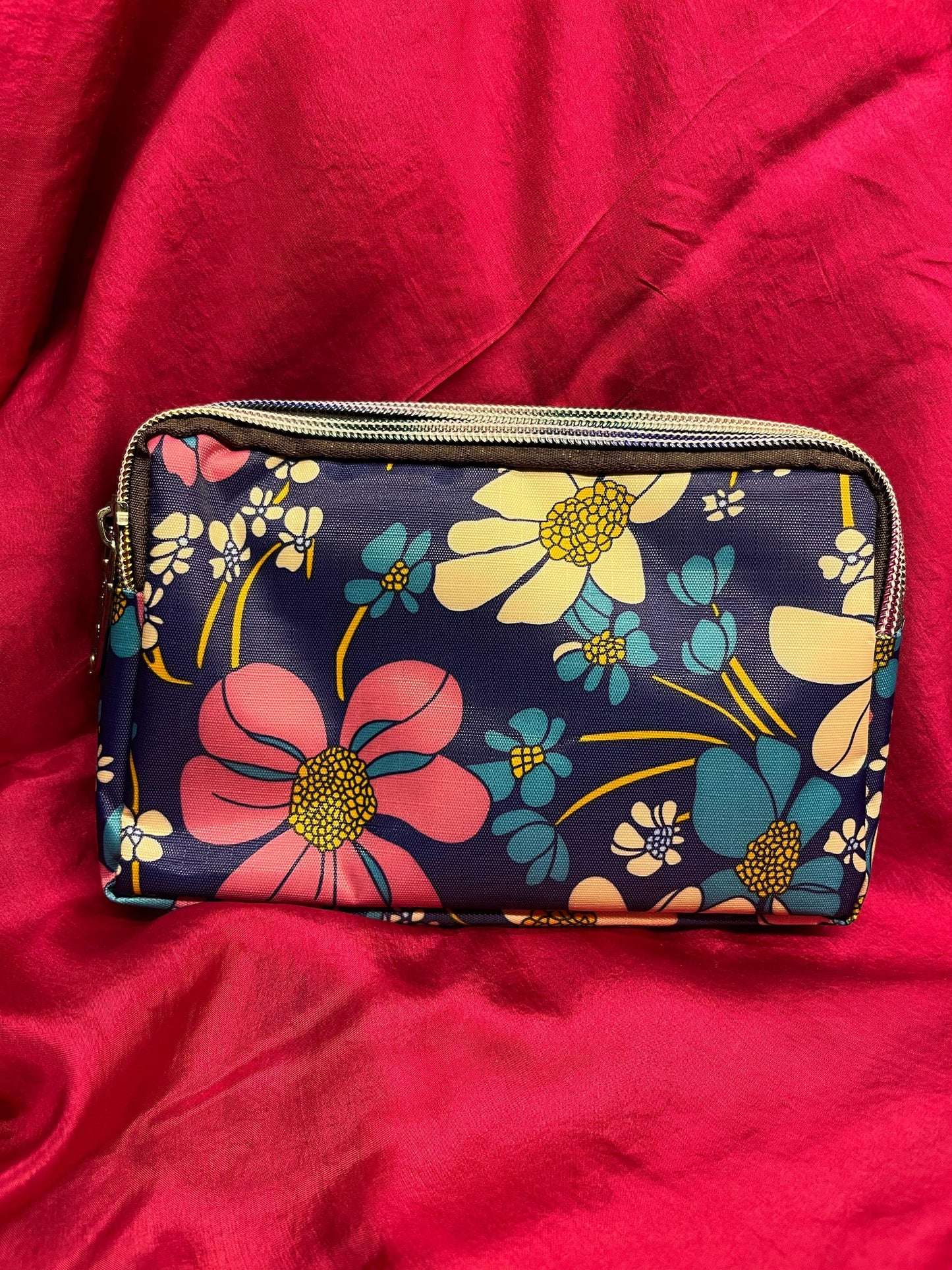 1pc Floral Print Wristlet Clutch - Large Capacity Polyester Makeup Pouch